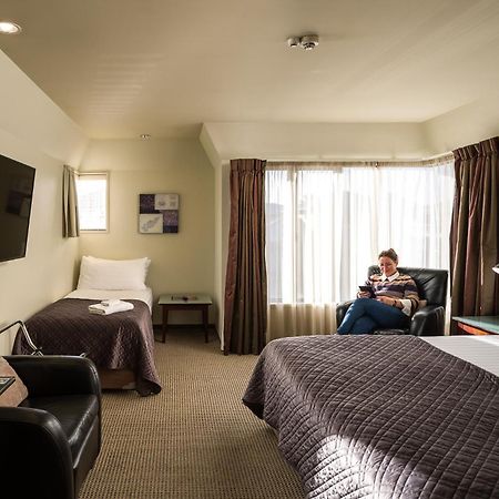 Carnmore Chateau Marlborough Blenheim Exterior foto A typical hotel room