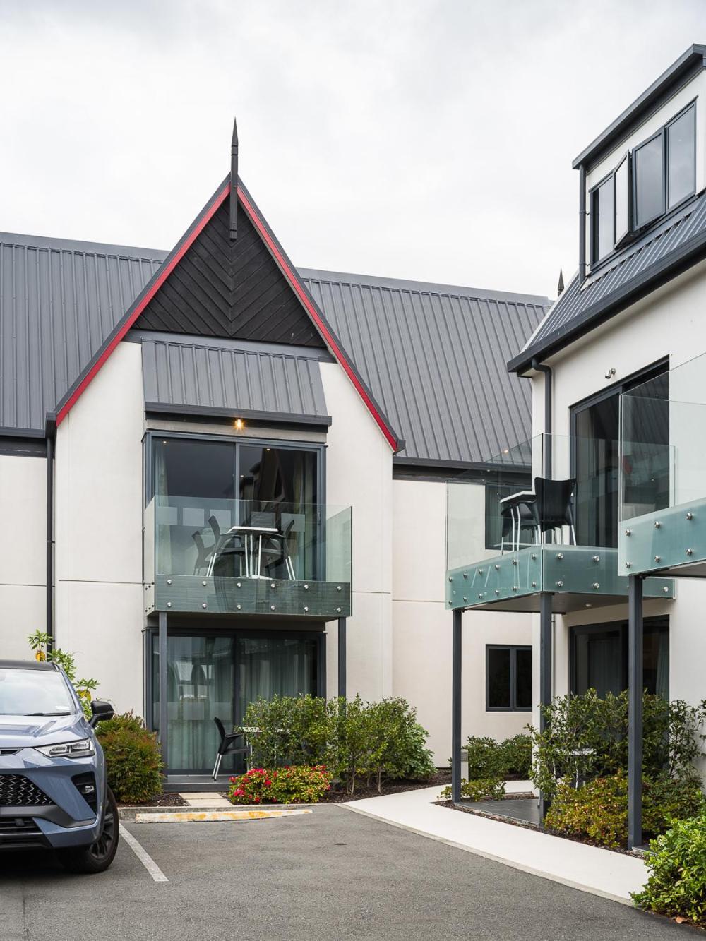 Carnmore Chateau Marlborough Blenheim Exterior foto A modern house in New Zealand